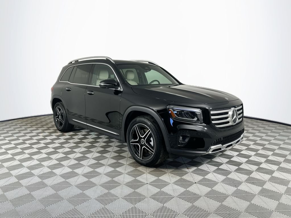 2026 Mercedes-Benz GLB GLB 250's photo