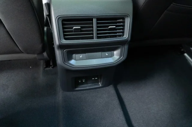 New 2026 Pure Gray Volkswagen 2.0T SEL R-Line Black image 25