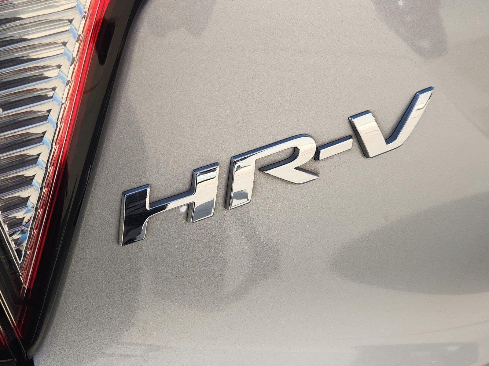 2022 Honda HR-V photo 28 of 30