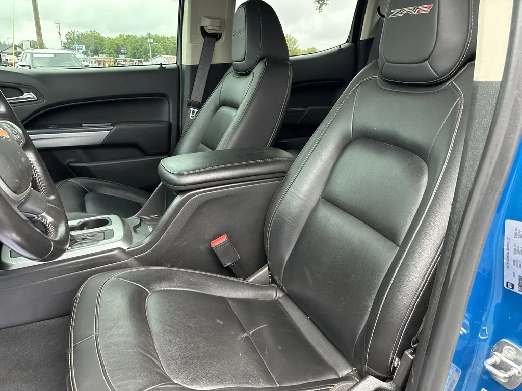 Used 2022 Blue Chevrolet ZR2 image 11