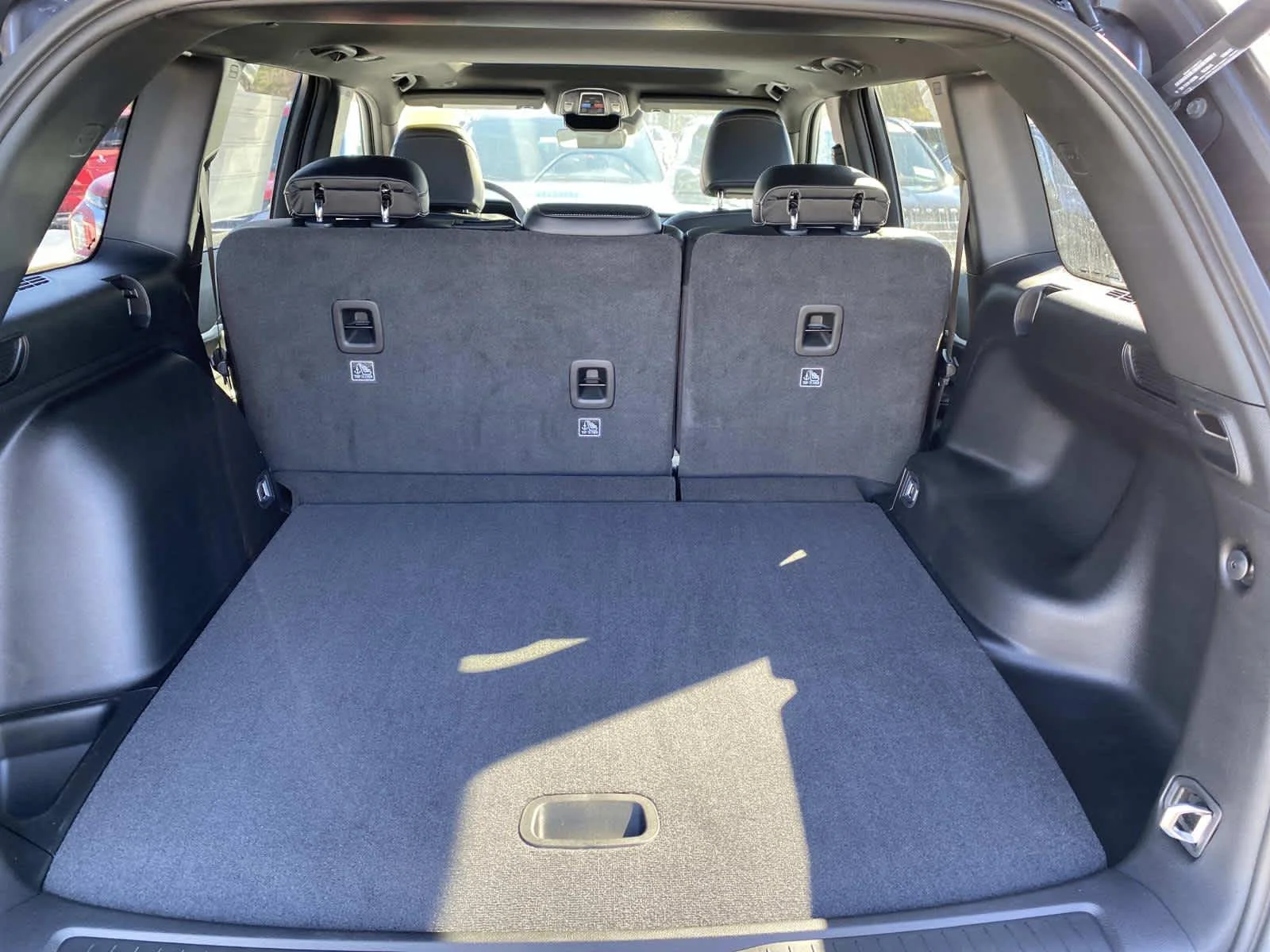 New 2026 Baltic Gray Metallic Clear-Coat Exterior Paint Jeep Laredo Altitude image 4