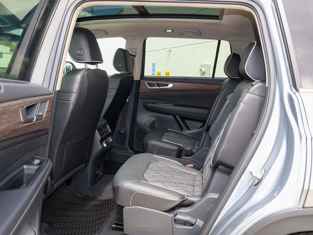 New 2026 Silver Volkswagen 2.0T SEL Premium R-Line image 16