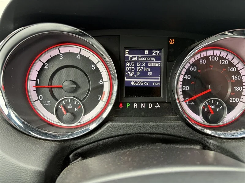 Used 2019 Grey Dodge SXT 35th Anniversary Edition image 14