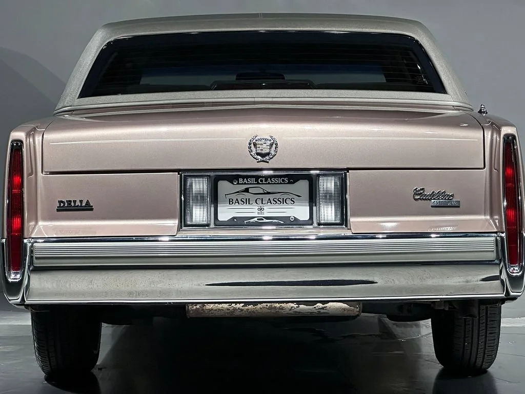 Used 1989  Cadillac NA image 31