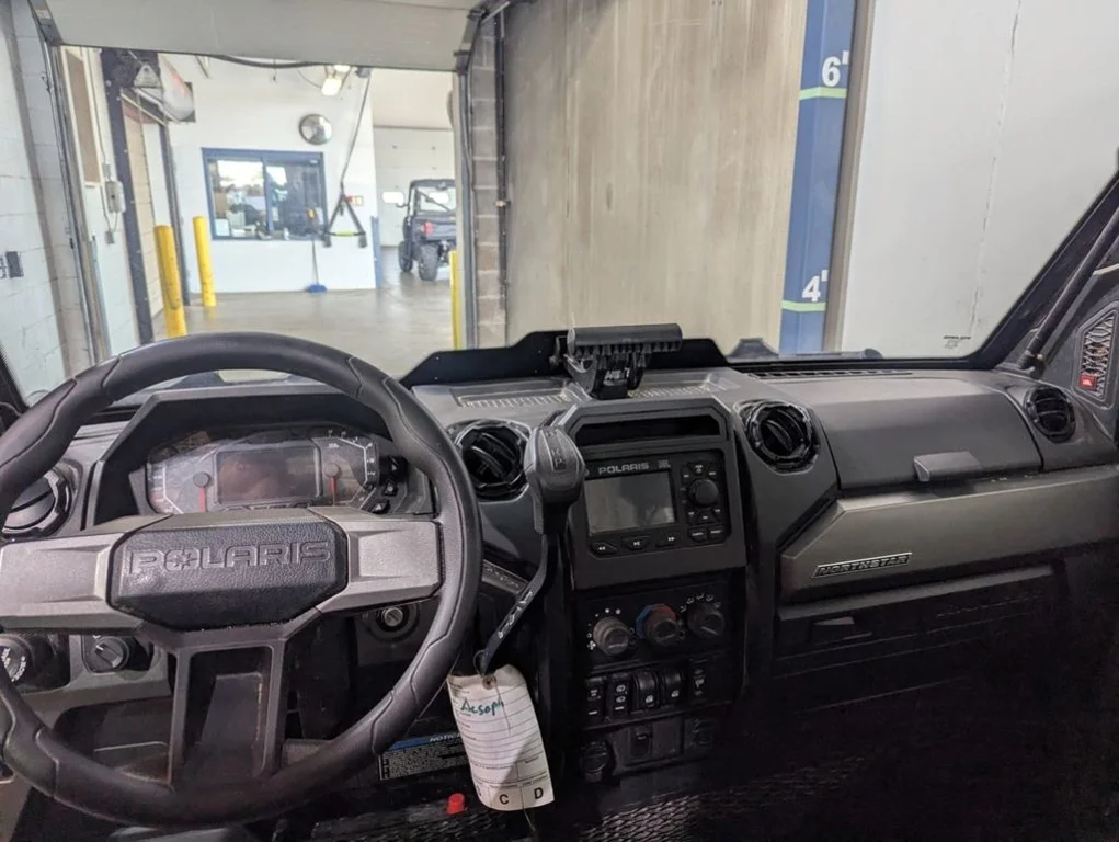 Used 2024 SILVER Polaris Premium image 6