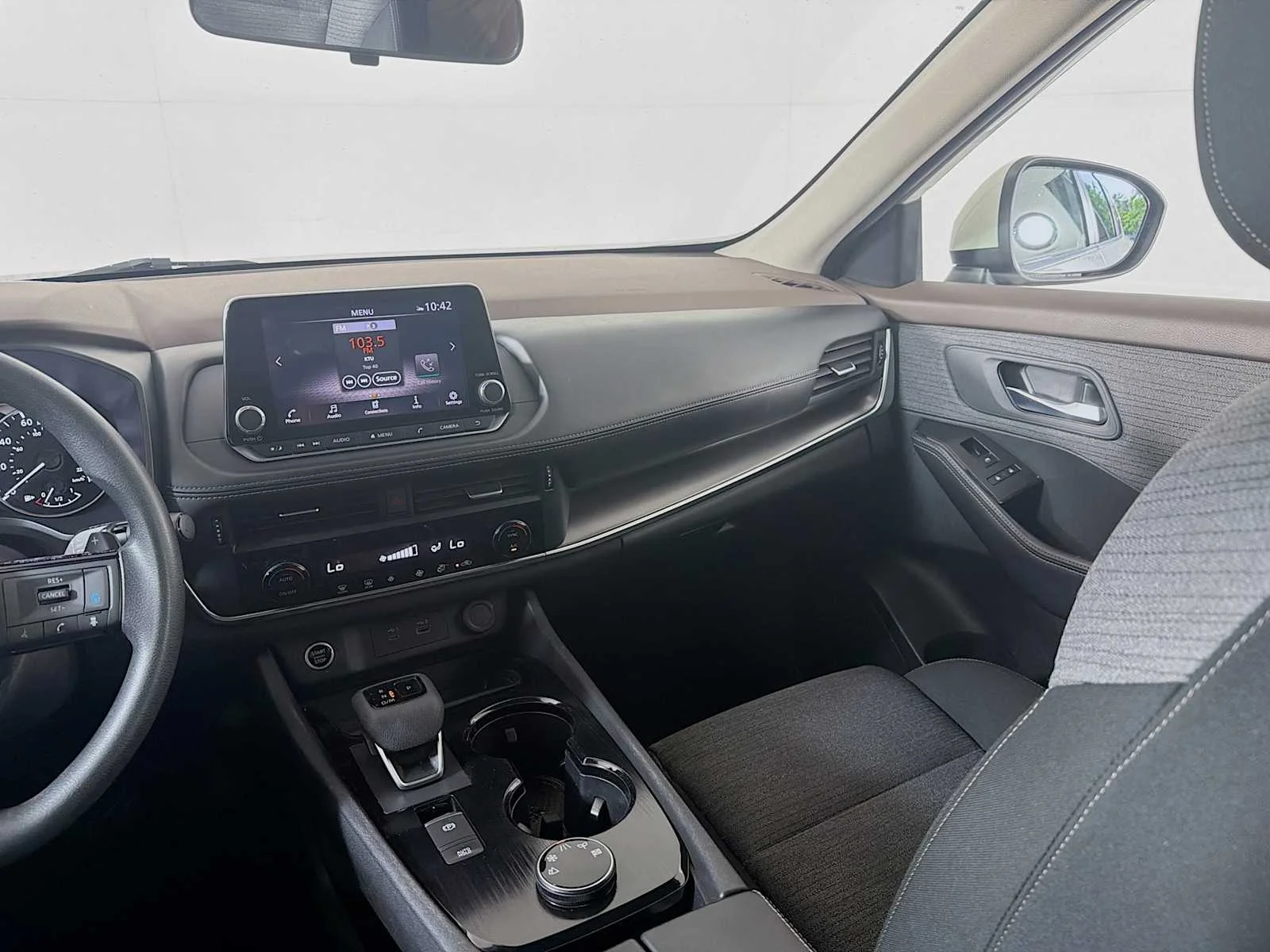 Used 2023 Pearl White Tricoat Nissan SV image 20