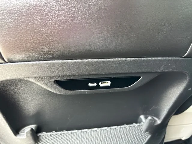 Used 2024 Silver Chrysler Touring L image 14