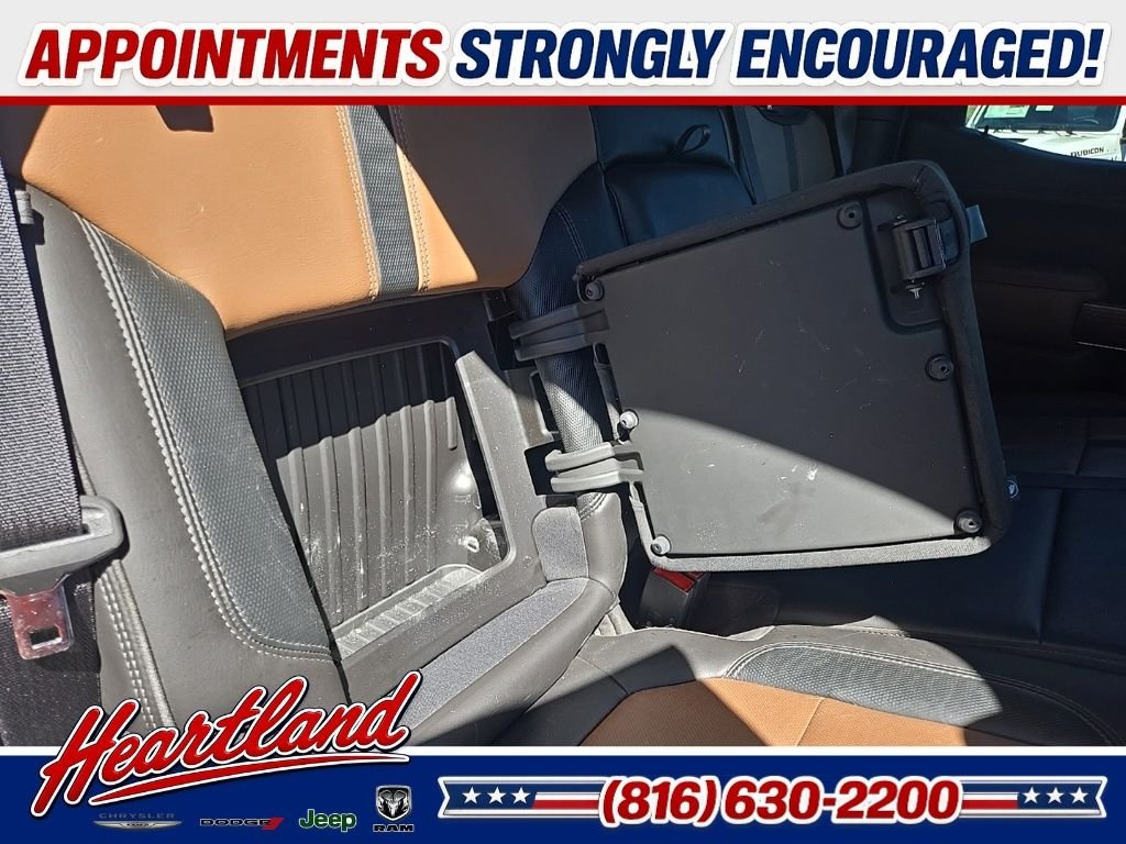 Used 2019 Beige Chevrolet High Country image 102
