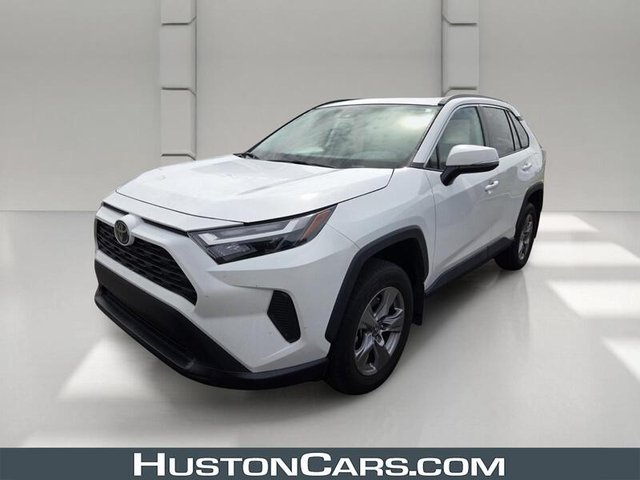 2024 TOYOTA RAV4 XLE