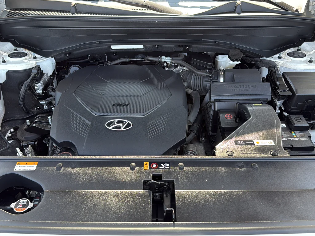 Used 2021 White Hyundai Calligraphy image 33