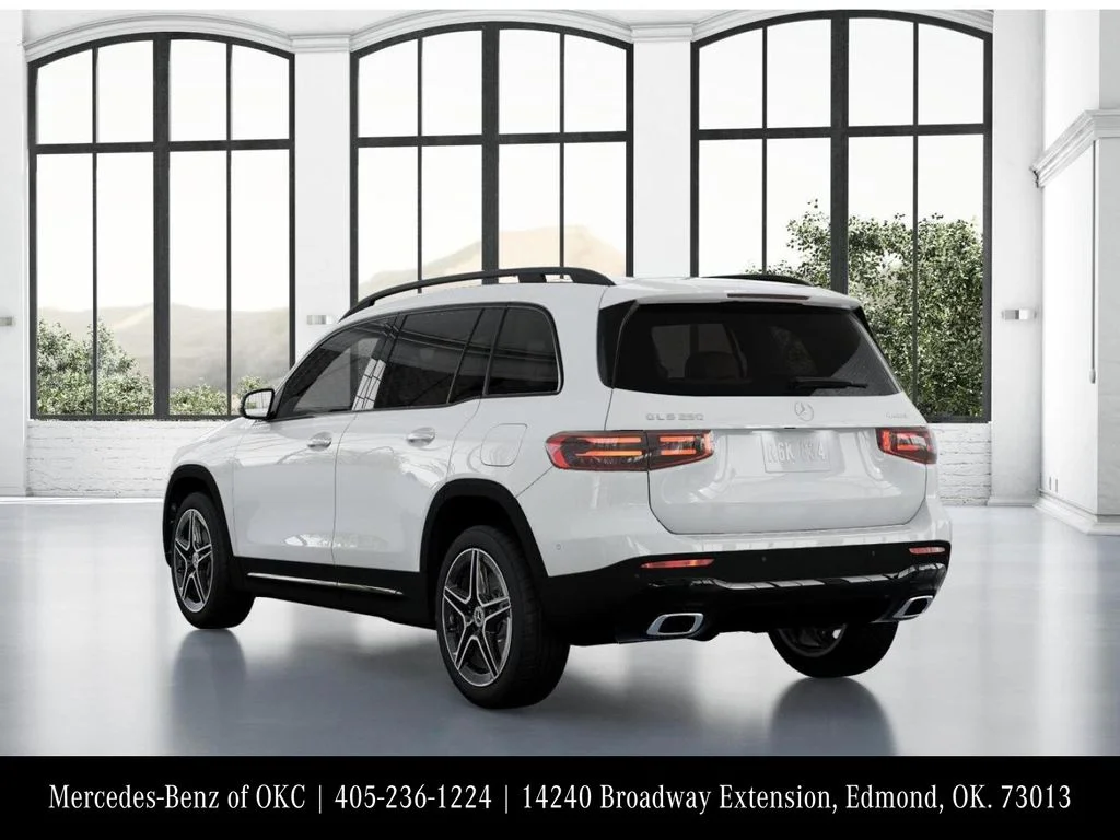 Used 2026 White Mercedes-Benz GLB 250 image 28