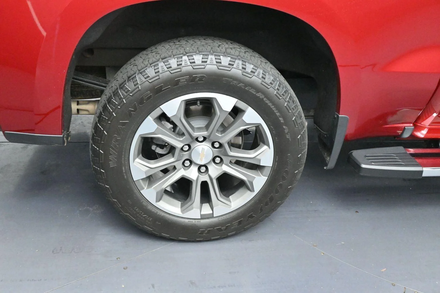 Used 2023 Radiant Red Tintcoat Chevrolet High Country image 38