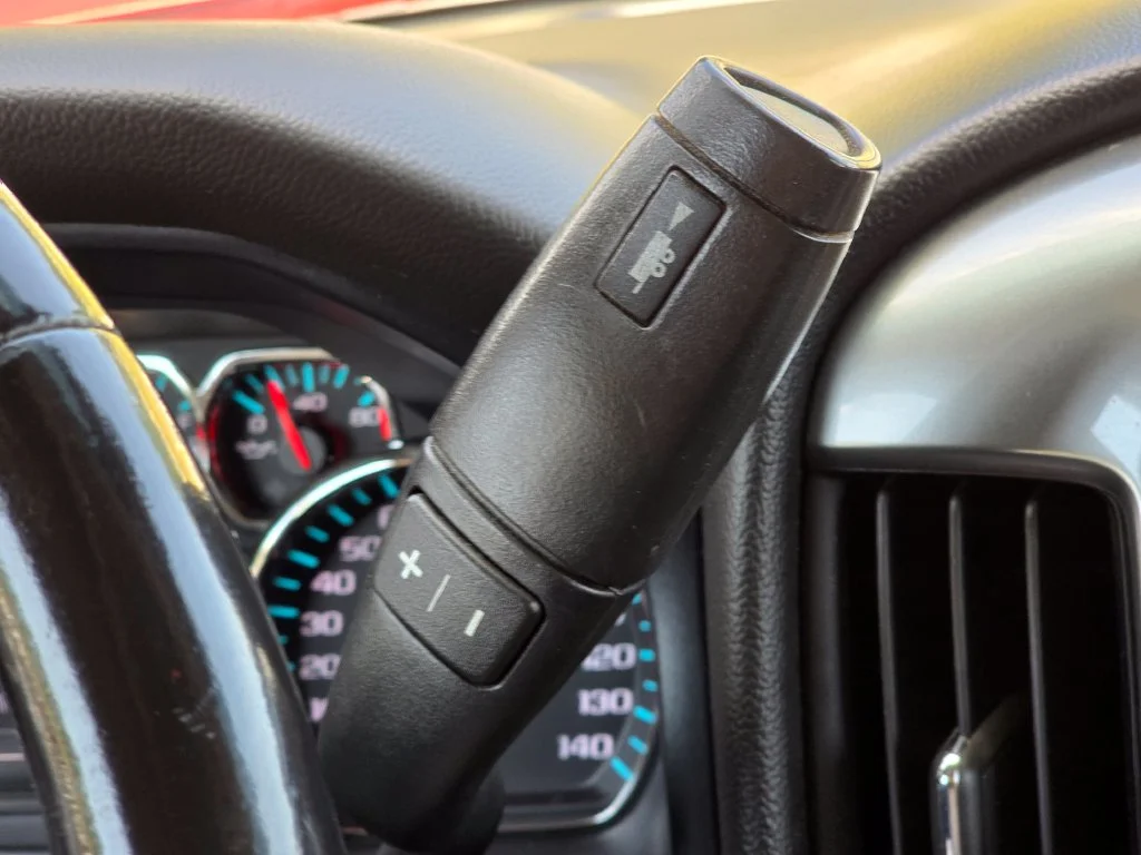 Used 2018 Red Chevrolet LT image 37