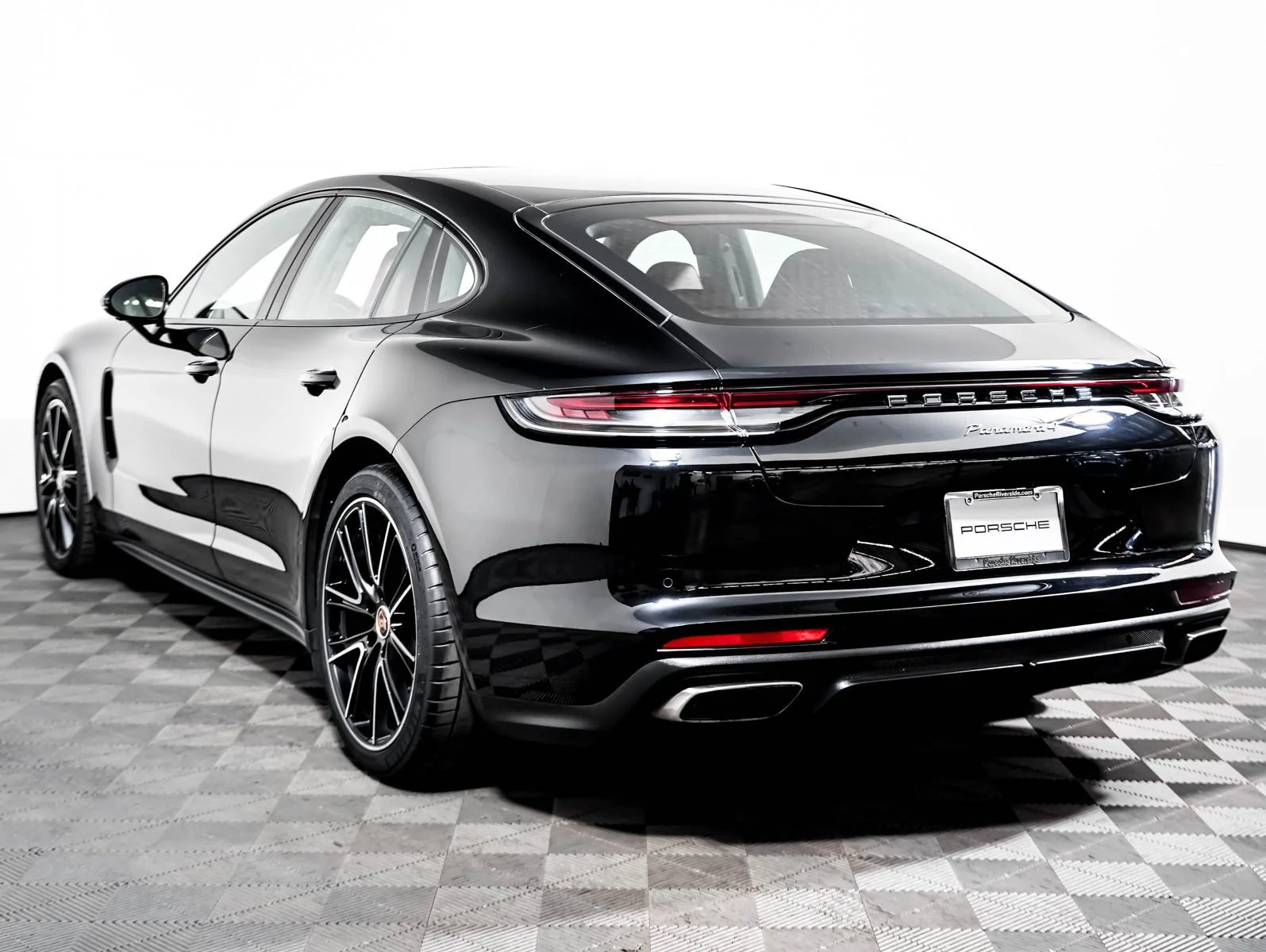 Certified Used 2023 JET BLACK Porsche 4 image 3