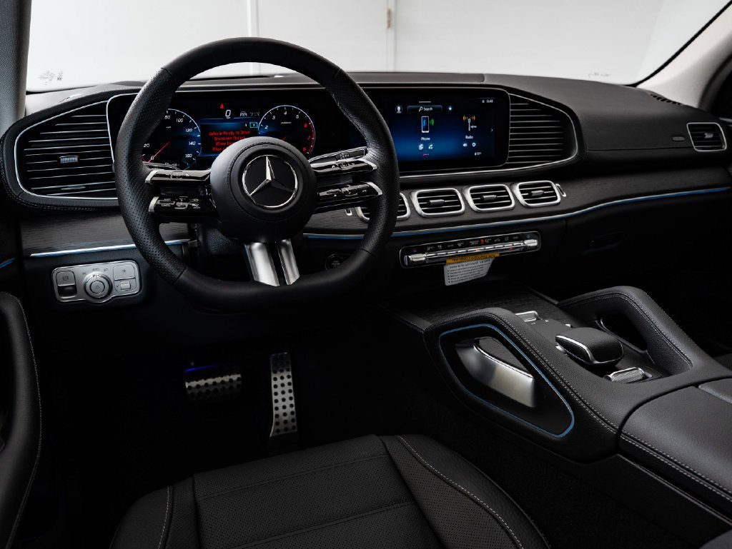New 2026 Obsidian Black Metallic Mercedes-Benz GLS 450 image 4