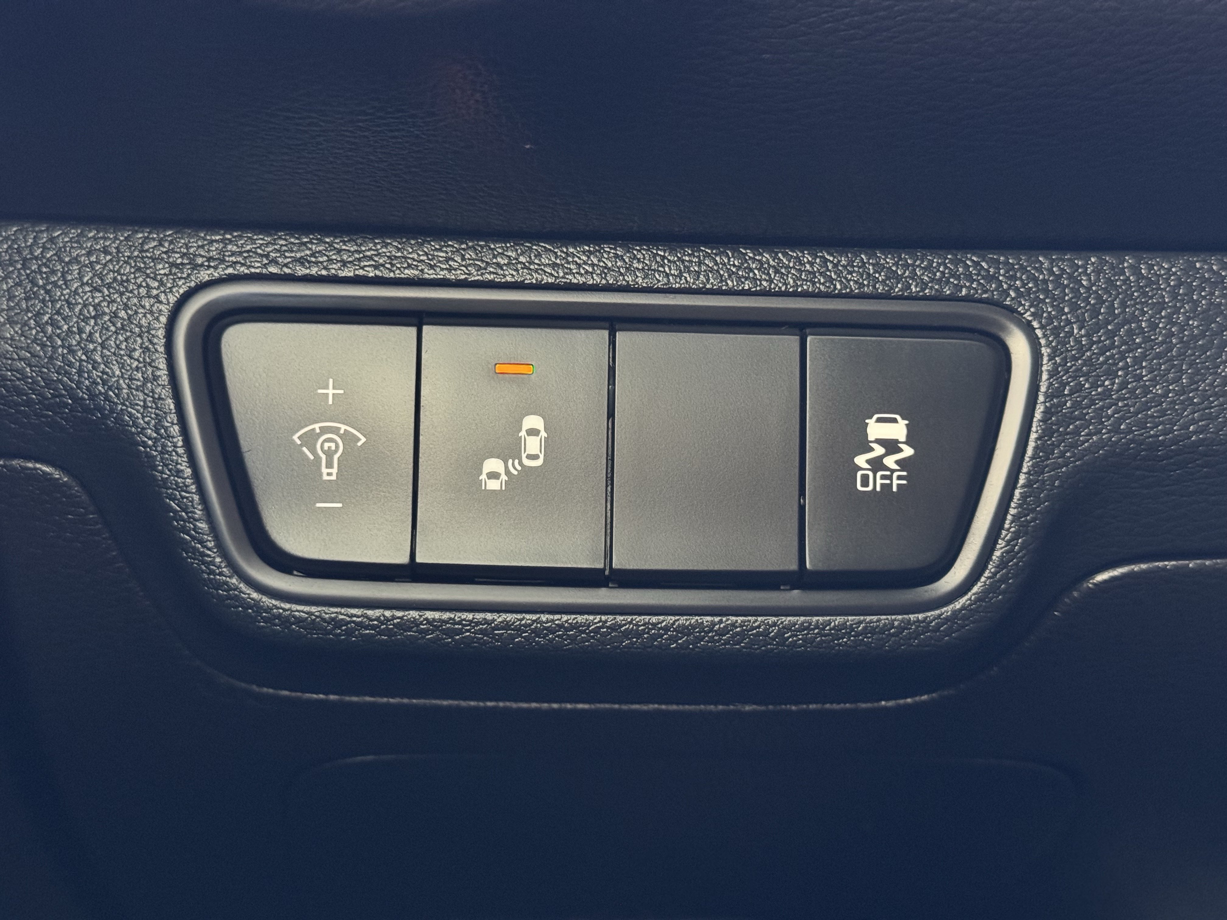 2023 Kia Forte GT-Line - Photo 31