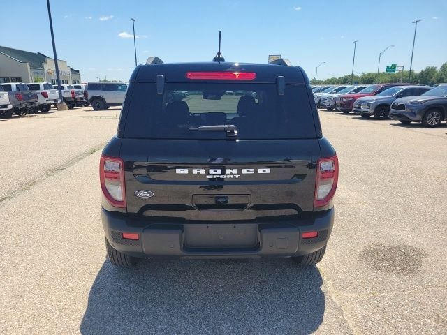 New 2026 Shadow Black Ford Outer Banks® image 24