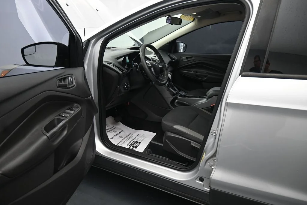 Used 2016 Silver Ford S image 15