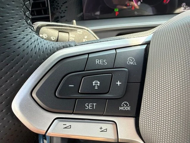 2026 Volkswagen Tiguan SE R-LINE BLACK - Photo 16