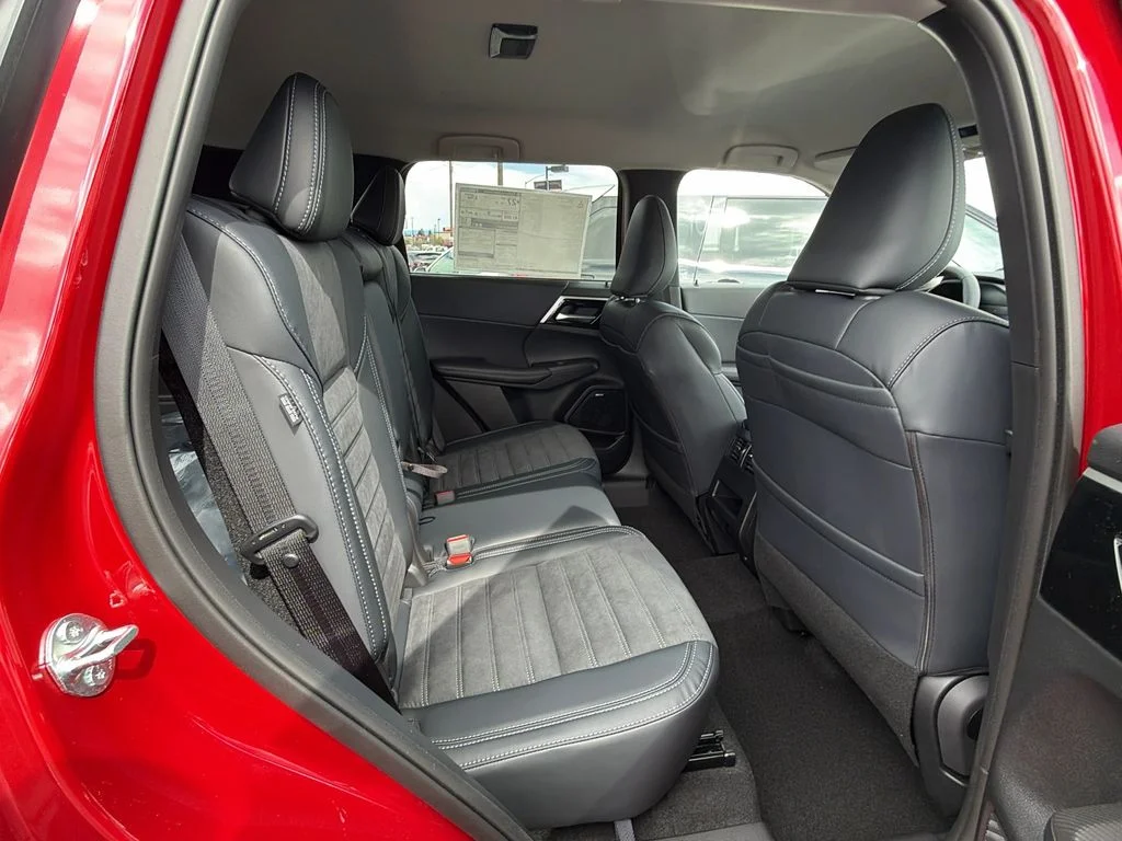 New 2026 Red Diamond Mitsubishi SE 1.5T S-AWC image 19