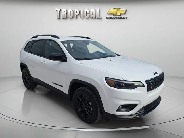 Used 2023 White Jeep Altitude Lux image 7