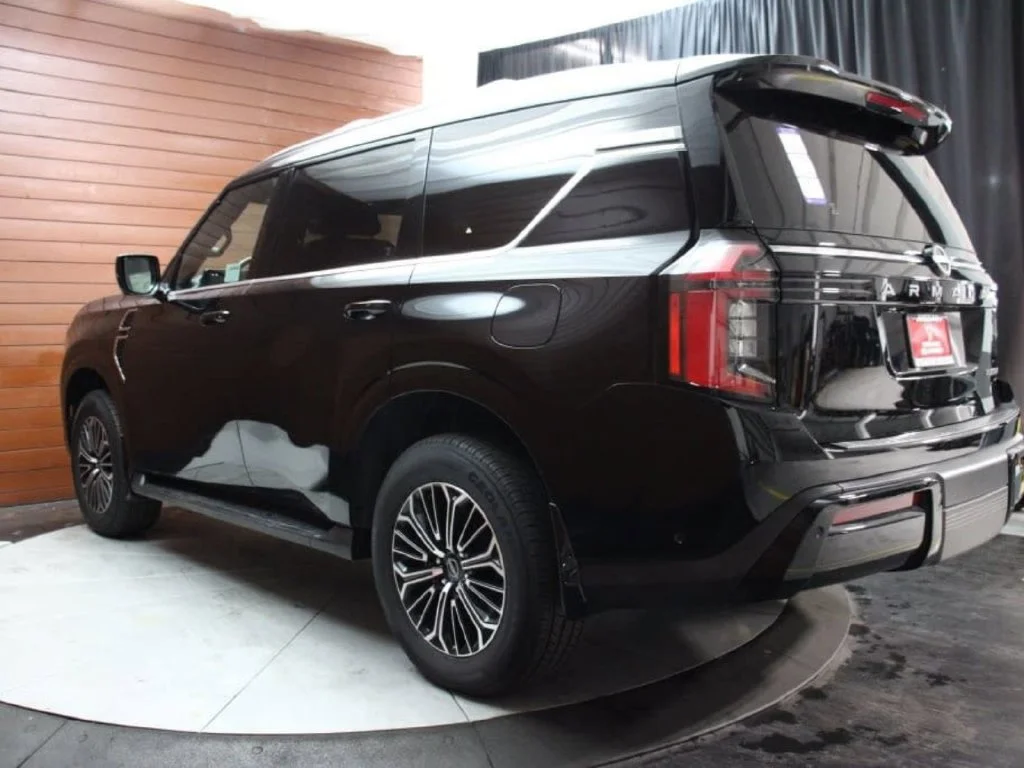 2026 Nissan Armada Platinum - Photo 7