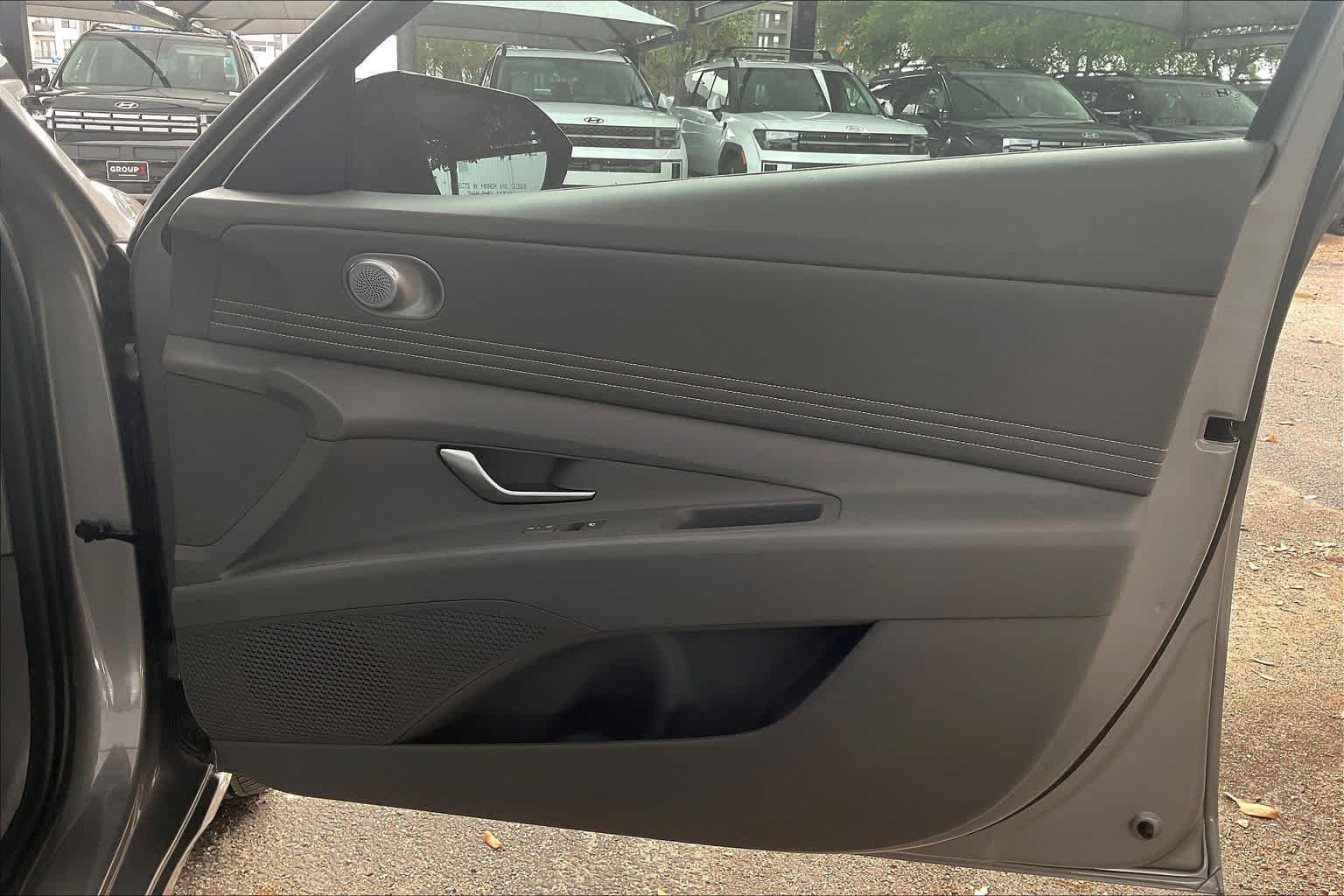 Certified Used 2025 Fluid Metal Hyundai SEL Sport image 23