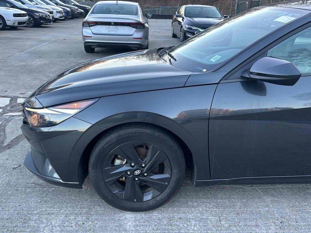 Used 2023 Portofino Gray Hyundai SEL image 6