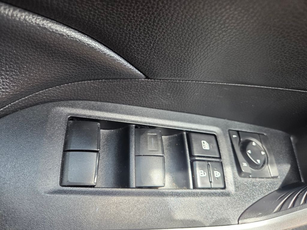 Used 2021 White Toyota LE image 19