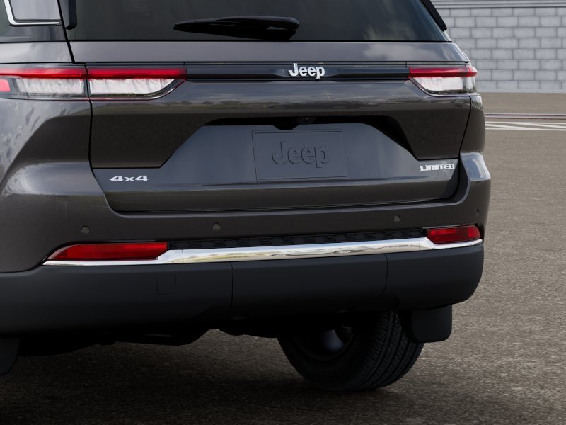 New 2026 Baltic Gray Metallic Clear-Coat Exterior Paint Jeep Limited image 13