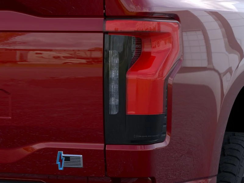 2025 Ford F-150 Lightning Flash - Photo 21