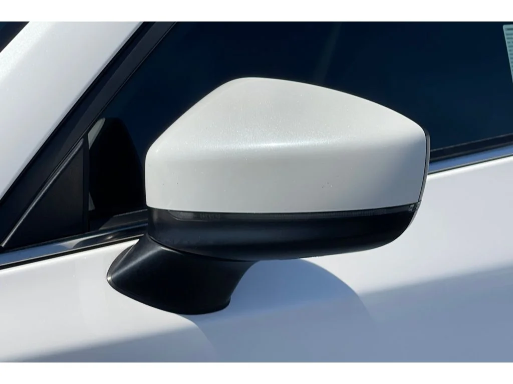 Used 2021 Snowflake White Pearl Mica Mazda Touring image 51
