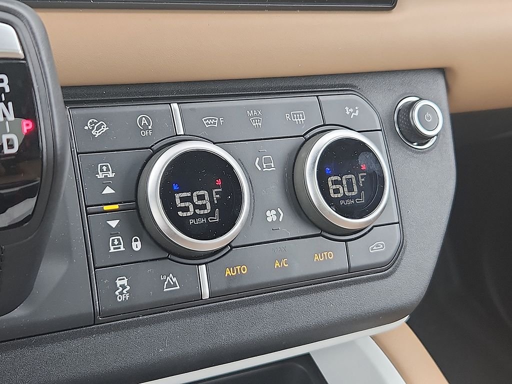 2025 Land Rover Defender X-Dynamic SE - Photo 17