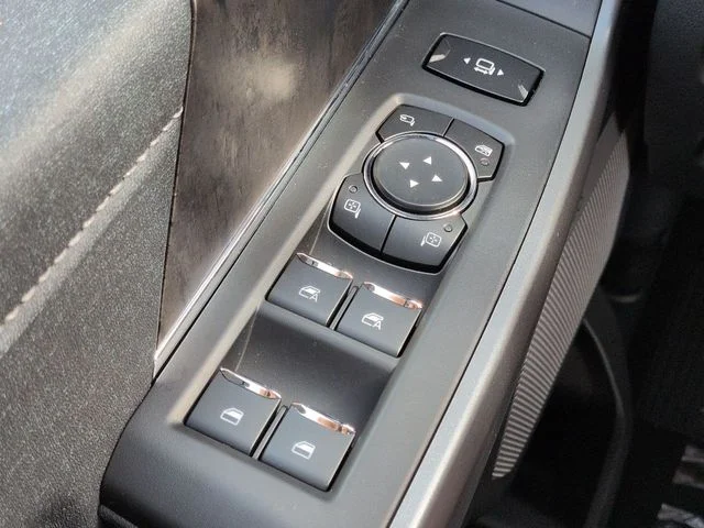 New 2026 Oxford White Ford F-450® Lariat® image 24
