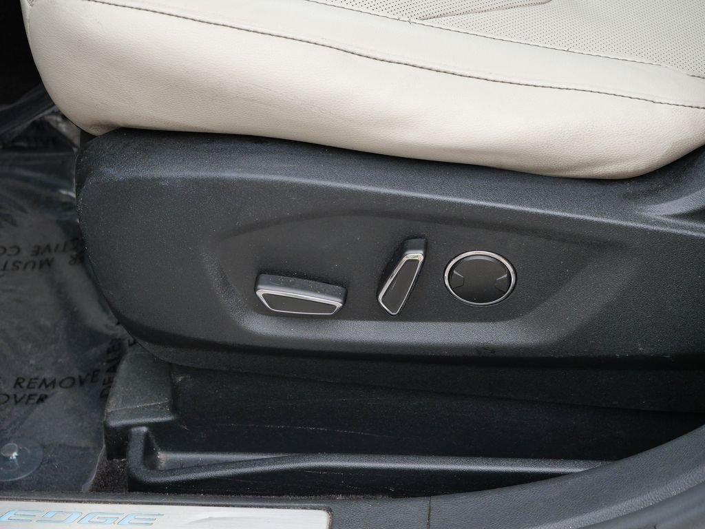 Used 2016 White Ford Titanium image 15