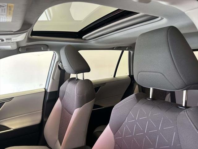 Certified Used 2025 MAGNETIC GRAY MET. Toyota  image 14