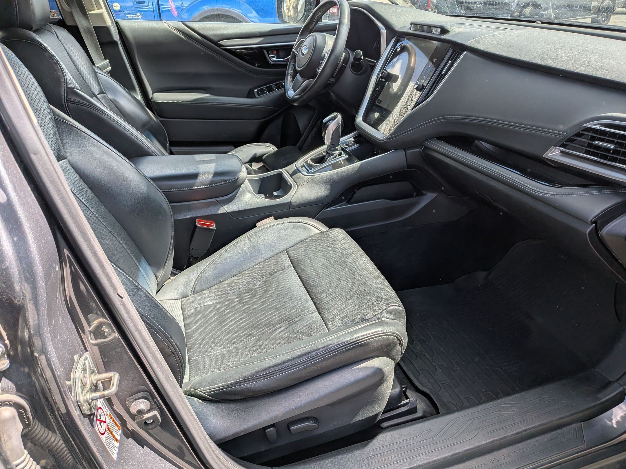 Used 2020 Magnetite Gray Metallic Subaru Limited image 32