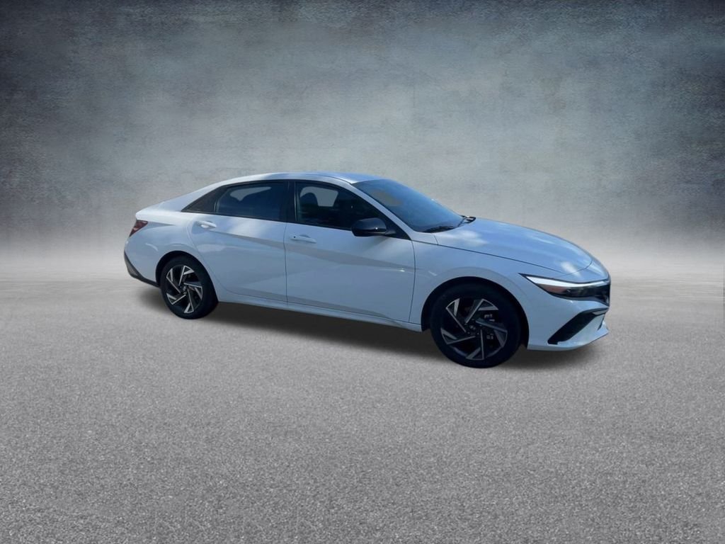 2025 Hyundai Elantra Blue - Photo 27