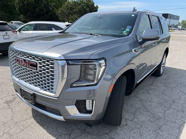 Used 2021 Gray GMC Denali image 4