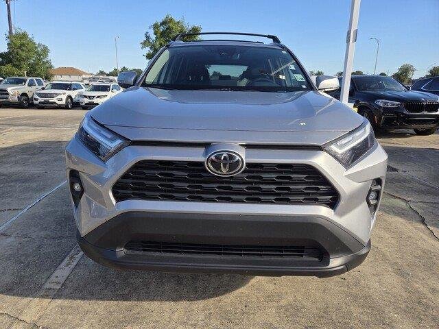 Used 2025 Silver Sky Metallic Toyota XLE Premium image 2
