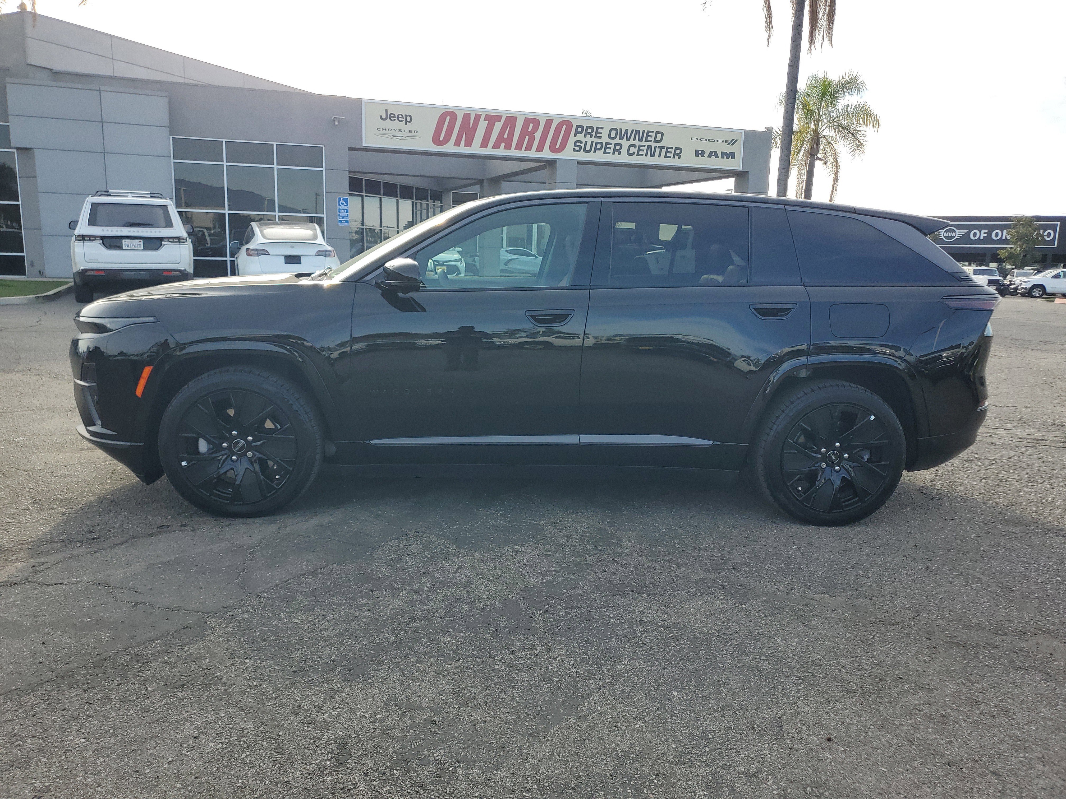 Used 2024 Jeep Wagoneer S Launch Edition with VIN 3C4RJNAK0RT179335 for sale in Fontana, CA
