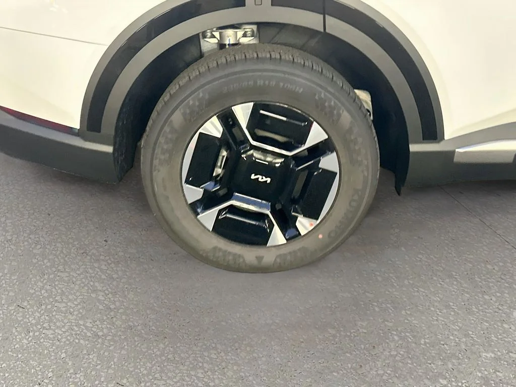 New 2027 Glacial White Pearl Kia EX image 33
