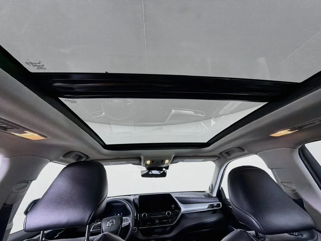 Used 2024 Beige Toyota Platinum image 30