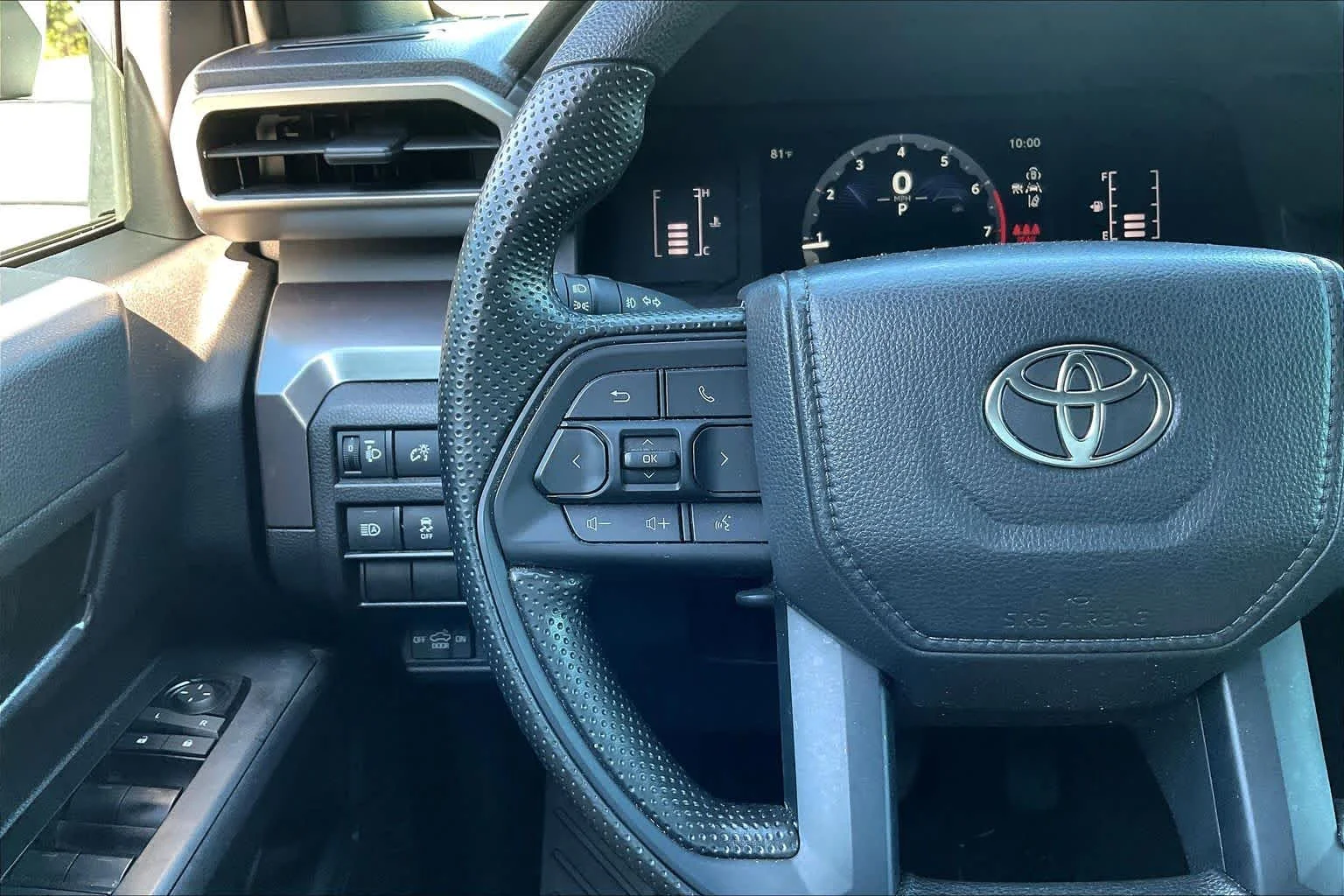 Certified Used 2025 Ice Cap Toyota SR5 image 22