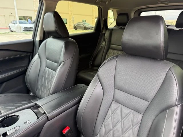 Used 2025 Gold Nissan Platinum image 12