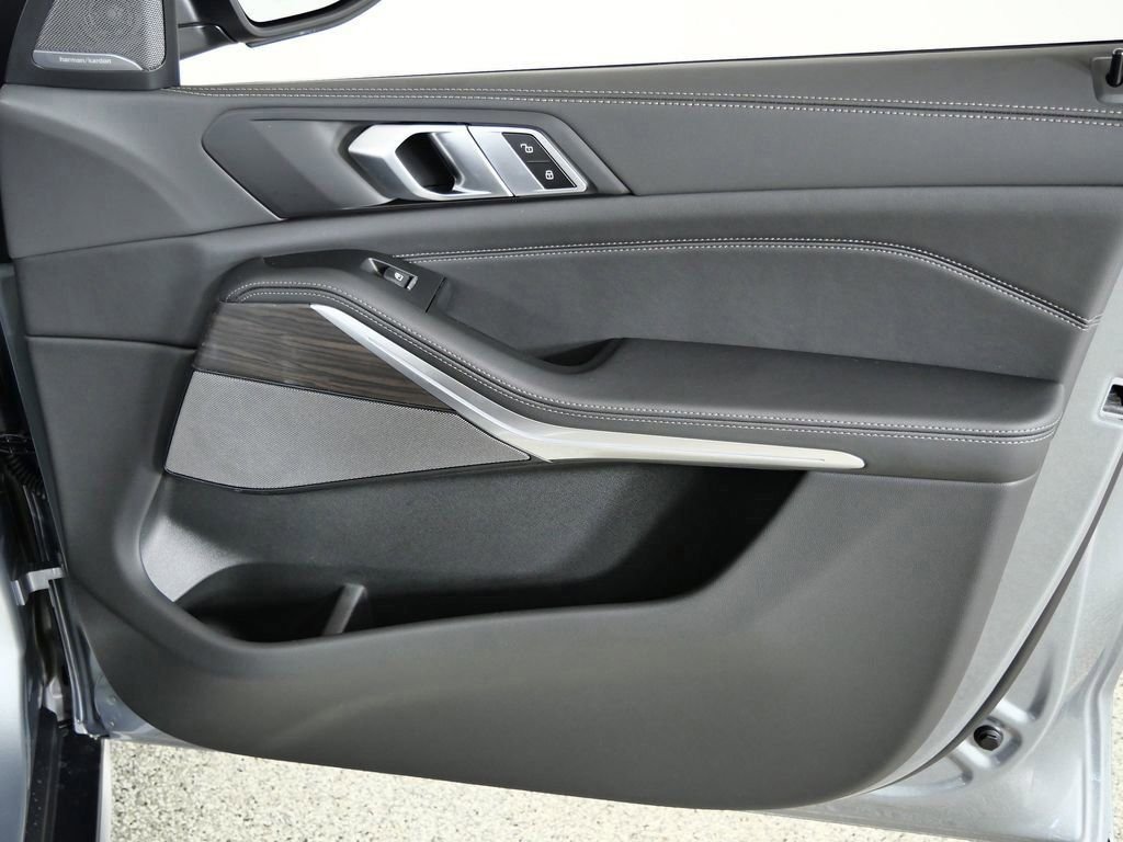 Certified Used 2026 Skyscraper Grey Metallic BMW xDrive40i image 23