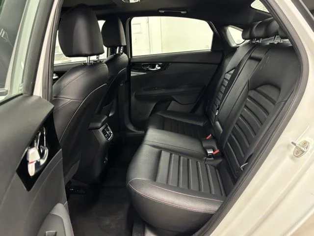 Used 2023 White Kia GT image 19