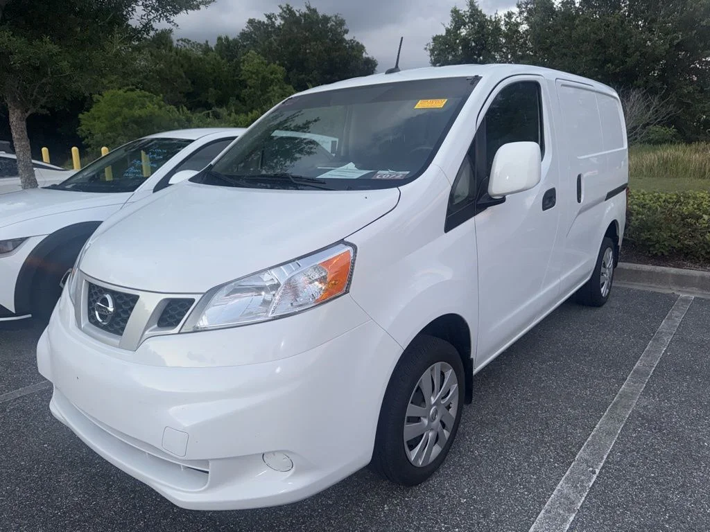 2021 Nissan NV200 SV's photo