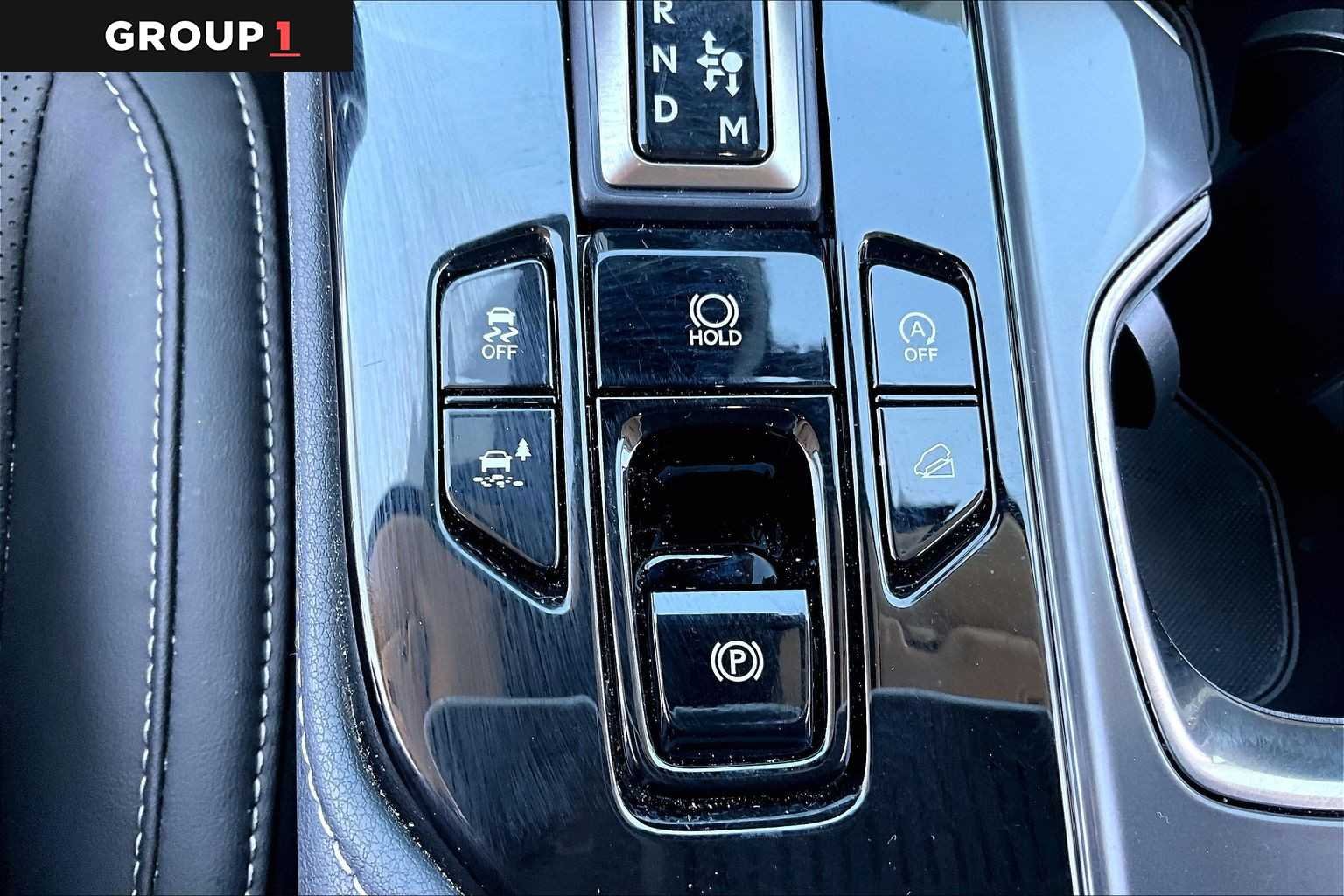 Used 2026 Atomic Silver Lexus  image 32