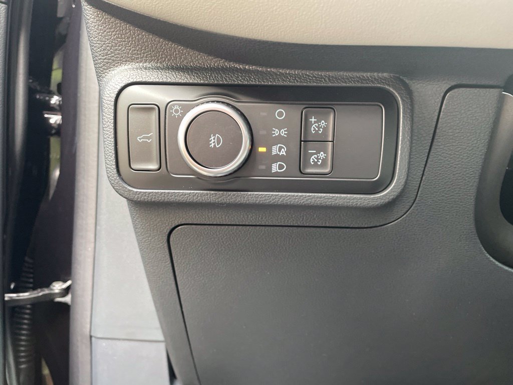 New 2027 Agate Black Metallic Ford Active image 12